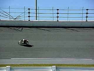 バックストレッチ入り口付近